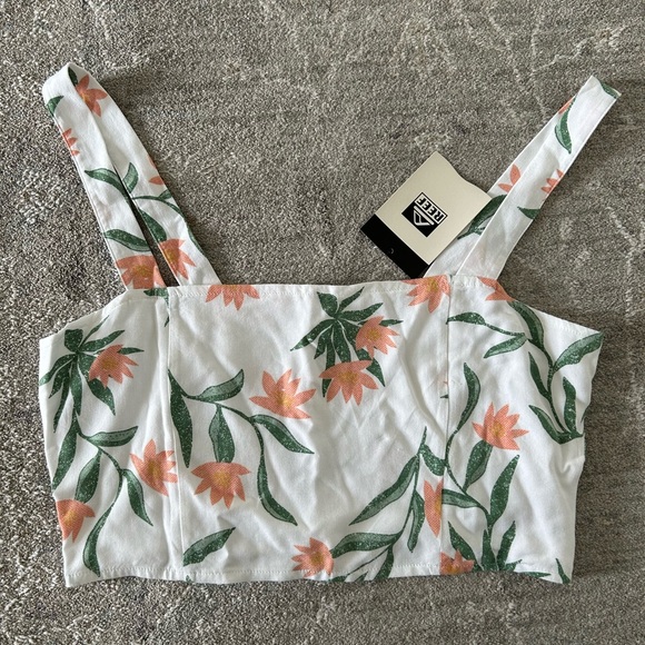 NWT REEF Women’s Drew Cropped Green/Peach/White Floral Tank Top Size Medium - Picture 4 of 9